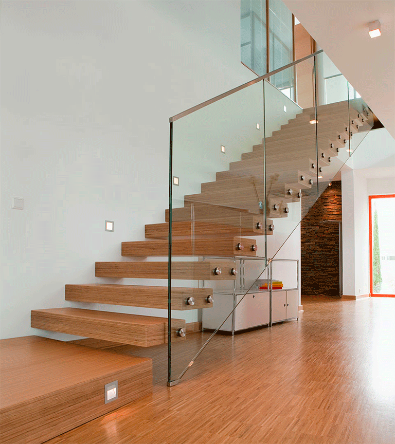 Ограждения / Перила из закалённого стекла